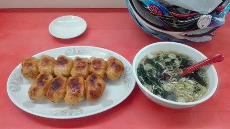 焼き餃子とわかめスープ@萬金