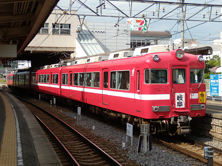 7711F白帯+7709F@犬山7711F側