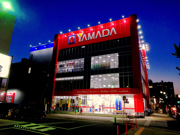リニューアルオープン初日(17年4月28日)のヤマダ電機テックランドNEW春日井店(夜) - 4