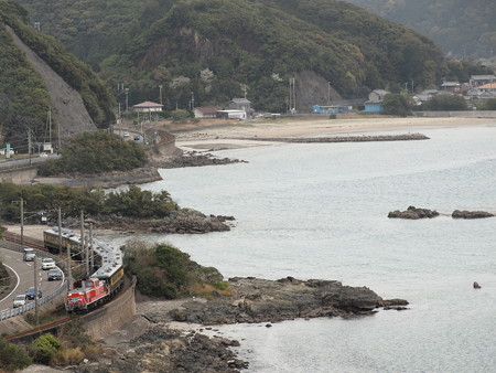 DD51 サロンカーなにわ 紀勢本線紀伊浦上~下里14