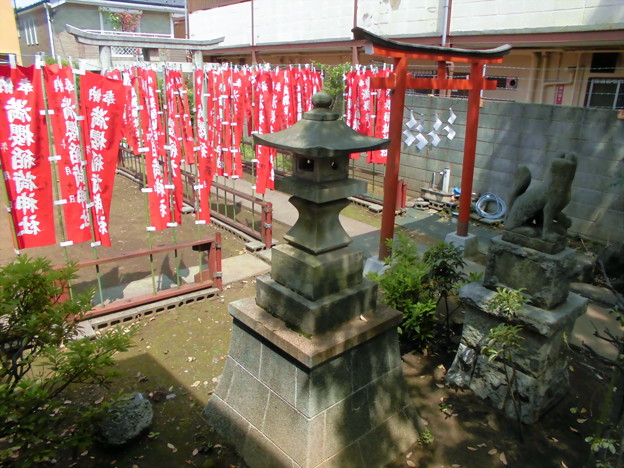 満桜稲荷神社-09