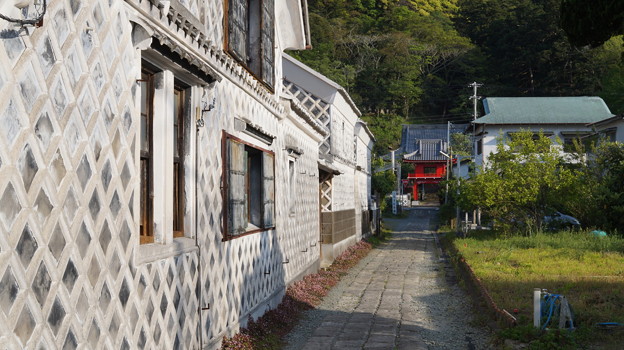 DSC02384 なまこ壁通り