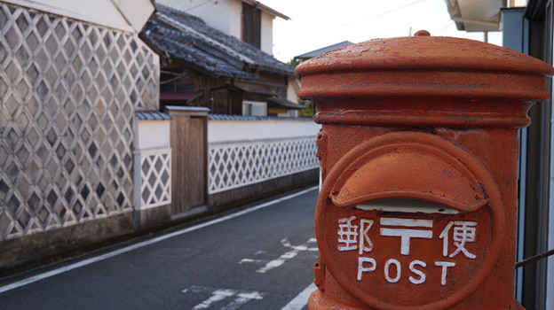 DSC02387 なまこ壁通り