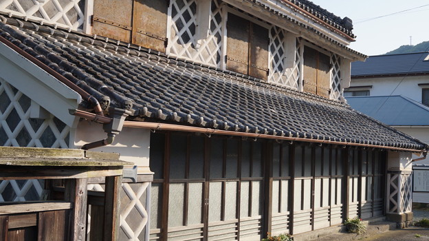 DSC02389 なまこ壁通り