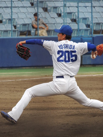 吉田投手。