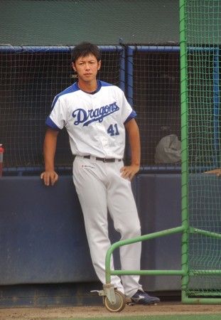 浅尾投手。