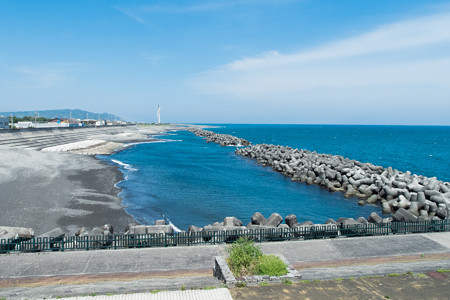 広野海岸公園東側の海岸