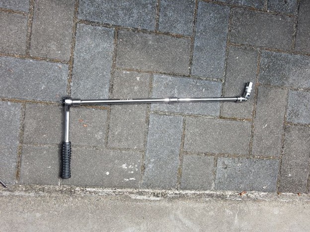 10 これじゃ上手いコト締めれん 写真: 10 これじゃ上手いコト締めれん