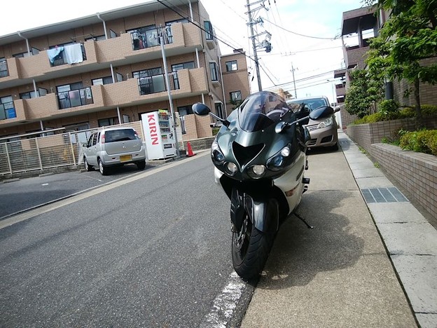 2 暑さ厳しい中14:00出発 写真: 2 暑さ厳しい中14:00出発