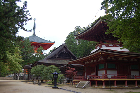 壇上伽藍 東塔・大会堂・根本大塔