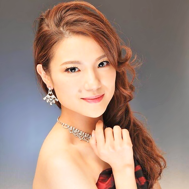 郷家暁子　ごうけあきこ　声楽家　オペラ歌手　メゾソプラノ　　　Akiko Gohke