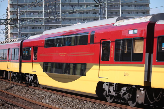 京阪本線　8000系　二階建て車両