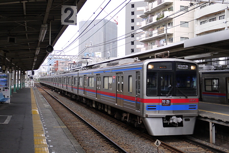 京成3700形 フルカラーLED車(特急)