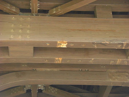 阿蘇望橋天井こすってる