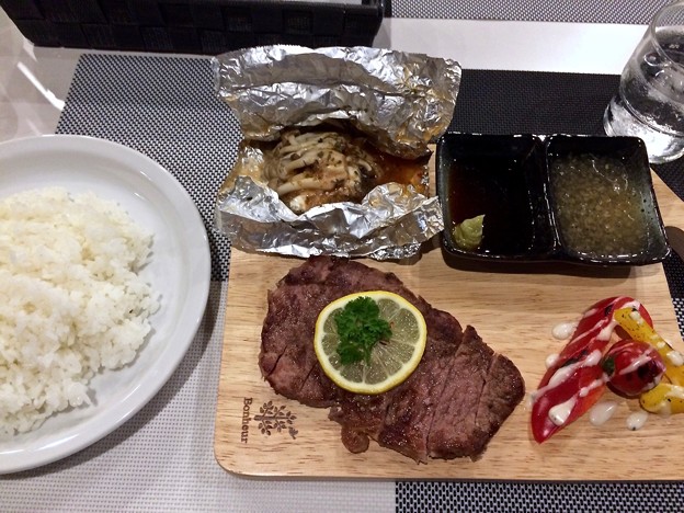 青い鳥 ランチ やわらかステーキプレート 広島市南区的場町2丁目 2017年8月9日