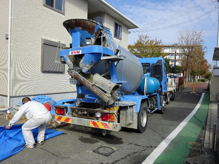 171128-2ミキサー車