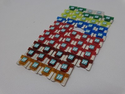 トヨタAQUA 埼玉県 アイスヒューズ交換