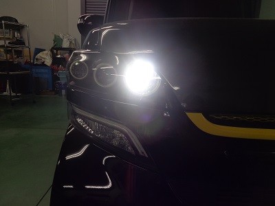 N-BOX　ヘッドライト加工　LED
