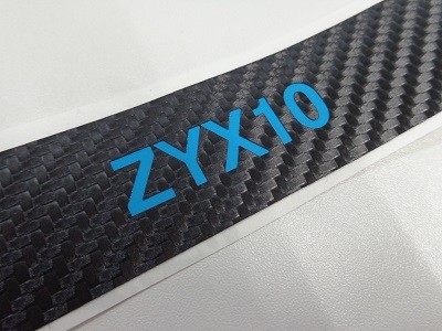 C-HR　リアドアハンドルカーボンシート　ロゴ有り