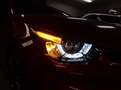 デミオ ヘッドライト加工 スモールLED打ち替え 2色加工