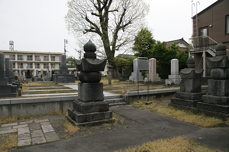 栄涼寺 - 05長岡藩主牧野氏の墓