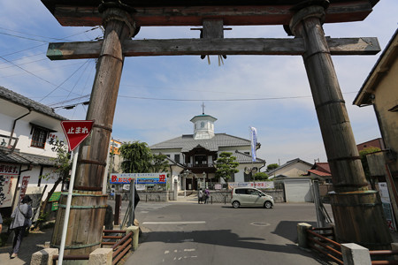 白雲館
