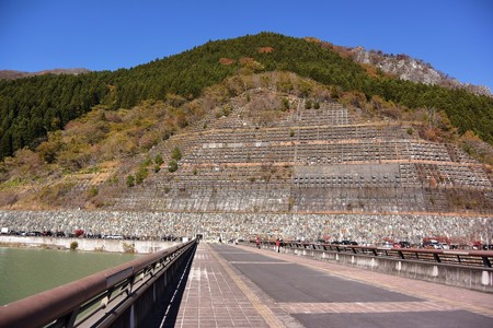 滝沢ダム