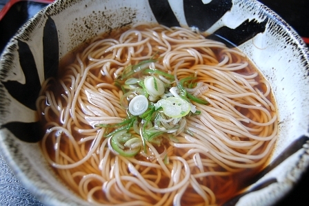 かけそば500円