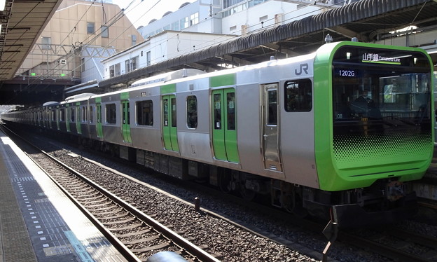 JR東日本東京支社 山手線E235系