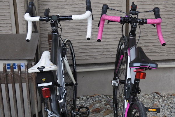私のは「黒い」自転車？ それとも「白い」自転車？