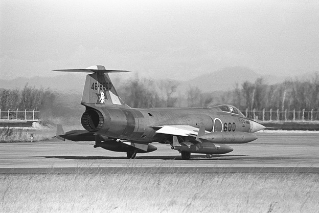 F-104J 46-8600 203sq 千歳基地 1979.10